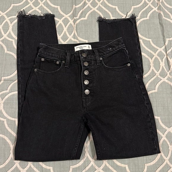 Abercrombie & Fitch Denim - Abercrombie The Skinny High Rise Jeans
